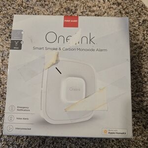 First Alert Onelink Smoke and Carbon Monoxide Alarm